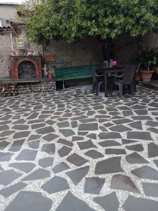 Guesthouse Giorgi Tel Avi Exterior foto