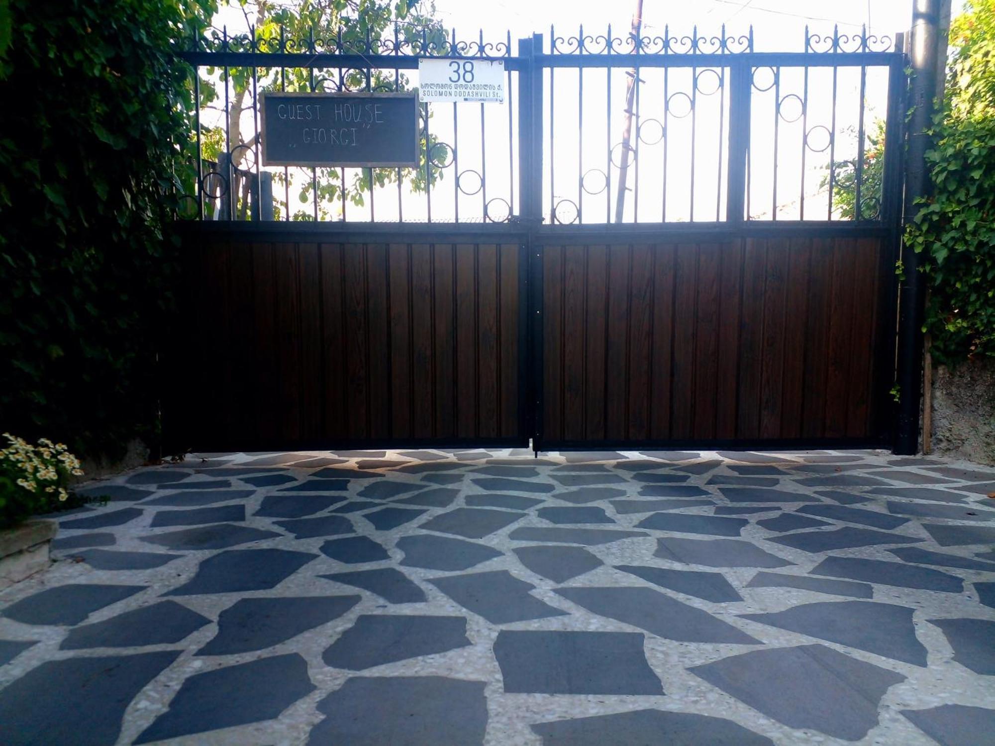 Guesthouse Giorgi Tel Avi Exterior foto