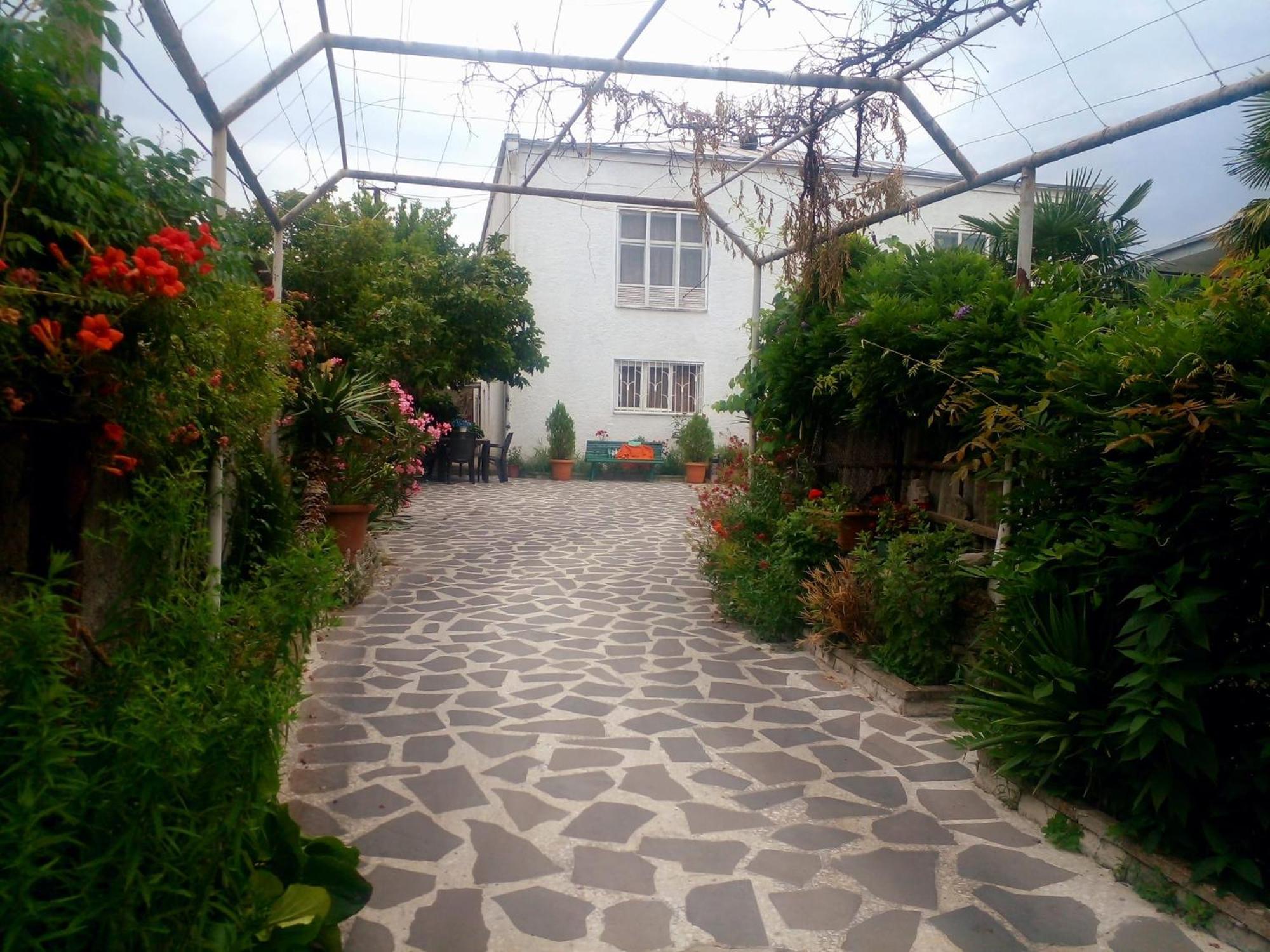 Guesthouse Giorgi Tel Avi Exterior foto