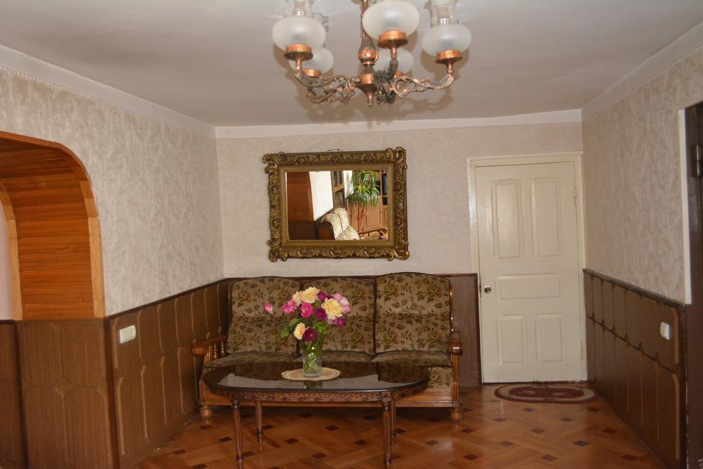 Guesthouse Giorgi Tel Avi Exterior foto