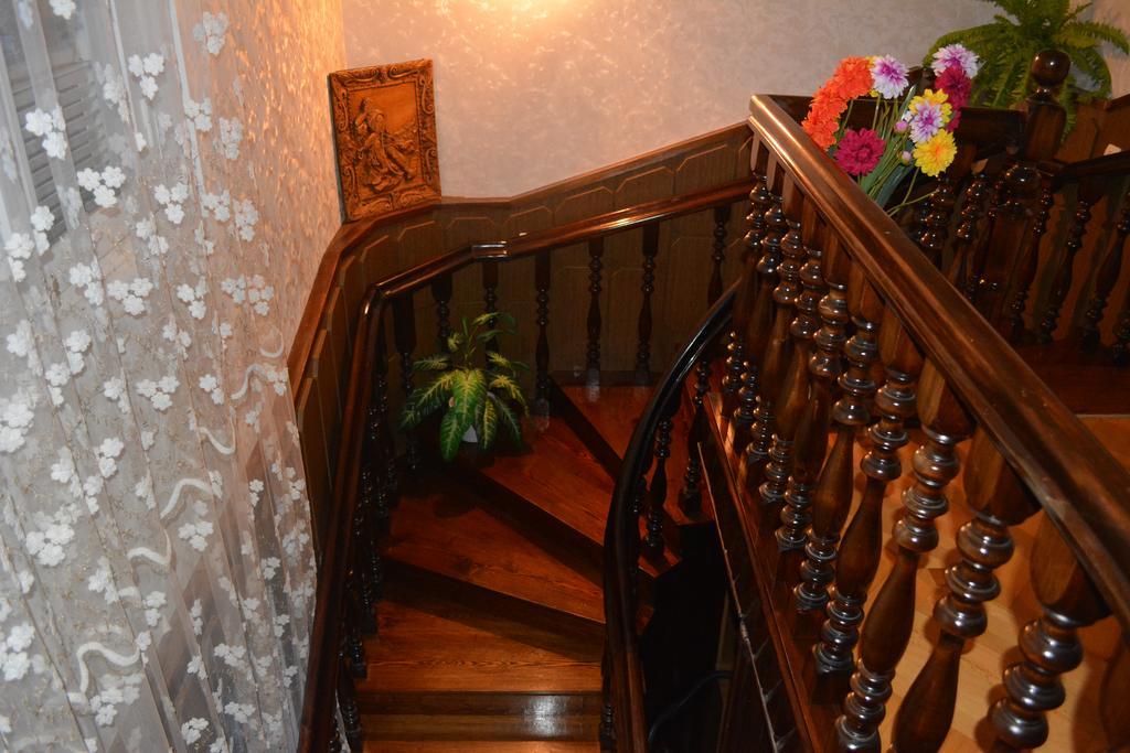 Guesthouse Giorgi Tel Avi Exterior foto