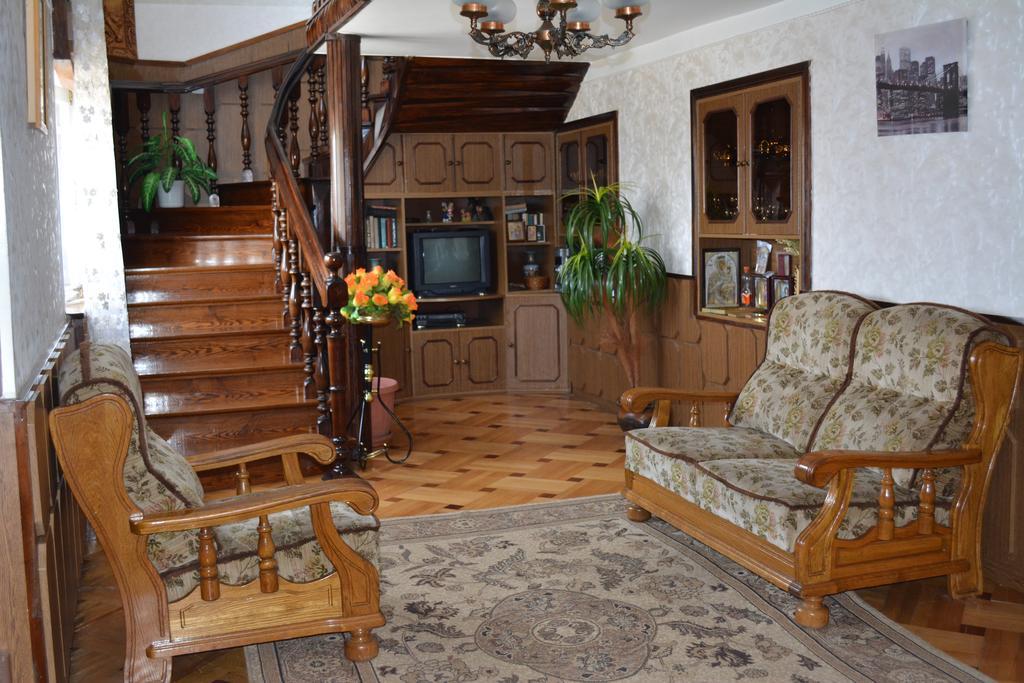 Guesthouse Giorgi Tel Avi Exterior foto